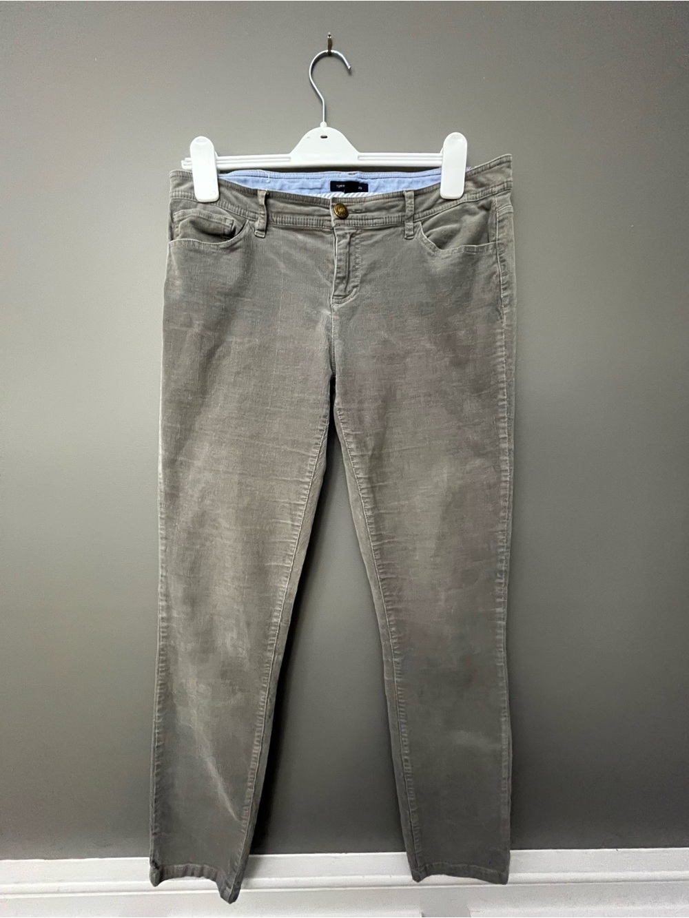 Tommy Hilfiger Women’s Slim Straight Gray Corduroy Pants - Size 10